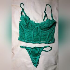 Emerald Lace corset bralette and Panty Set BNWT
